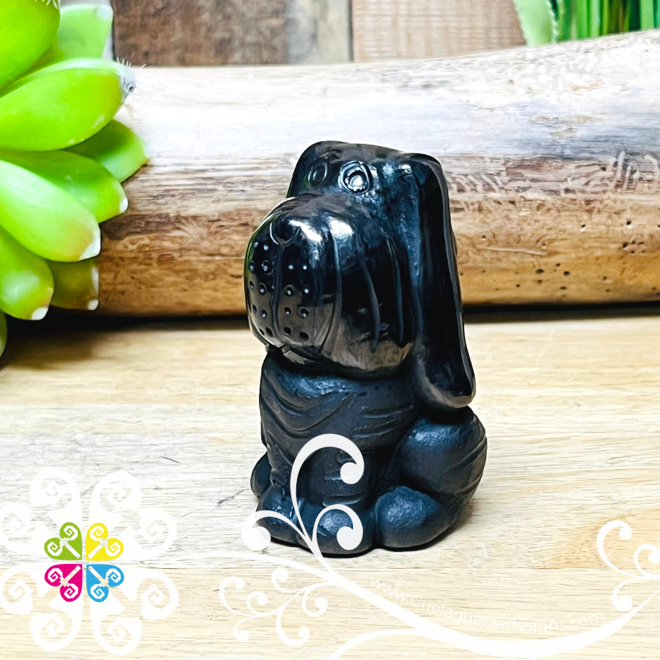 Mini Bloodhound Puppy Black Clay Figure - Barro Negro Oaxaca