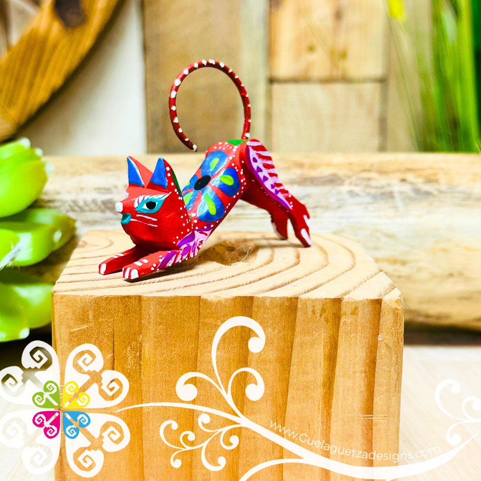 Mini Cat Stretching Alebrije Handcarve Wood Decoration Figure