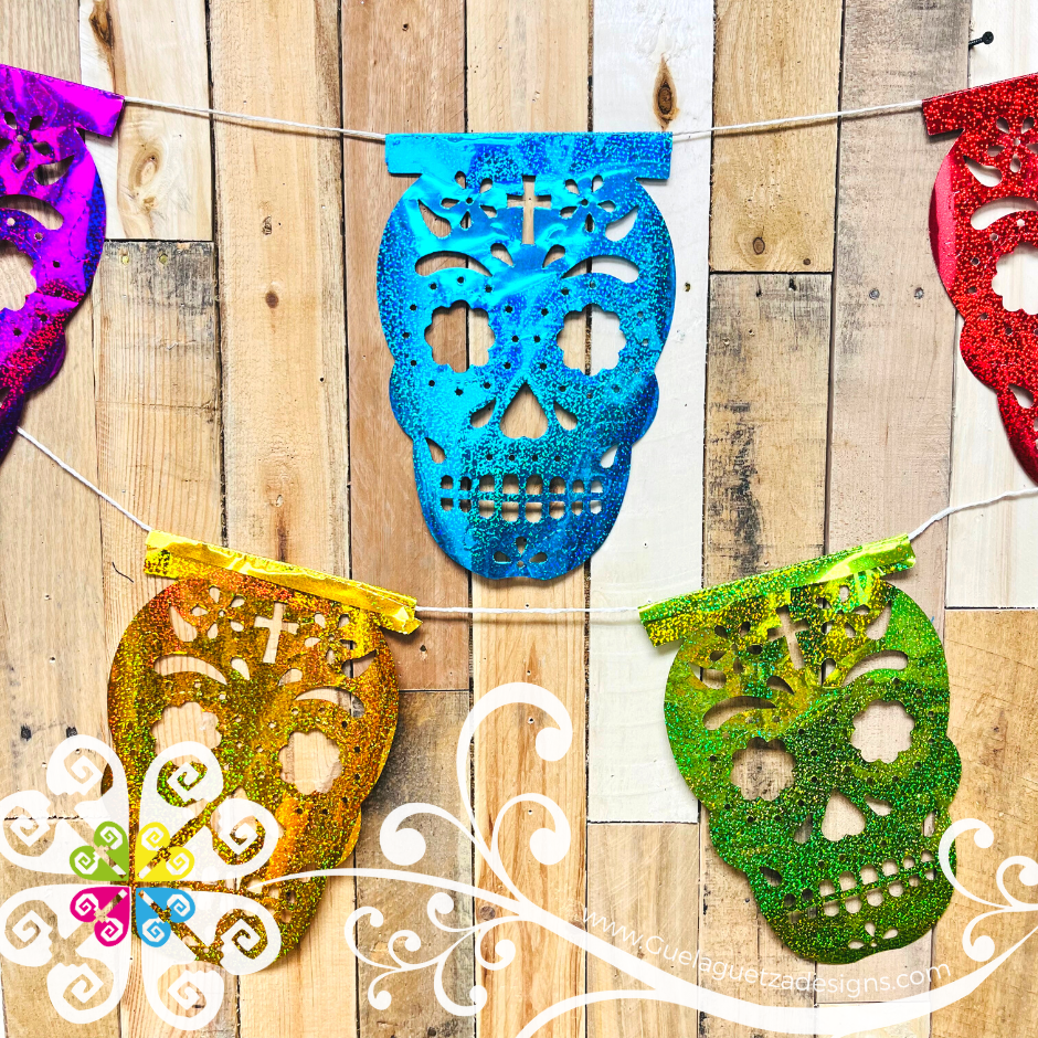 Medium Metallic Skull Design- Plastico Picado Banner