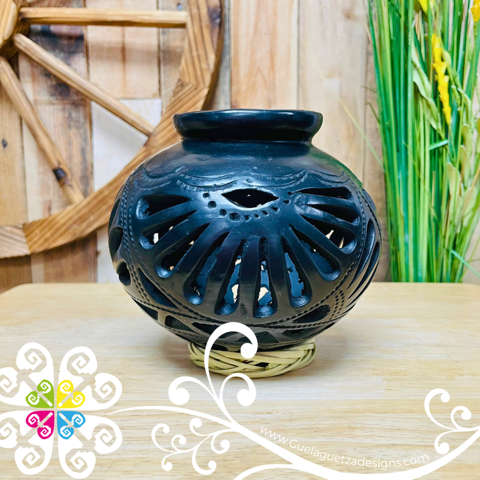 Medium Calado Cantarito Black Clay Vase - Barro Negro Oaxaca