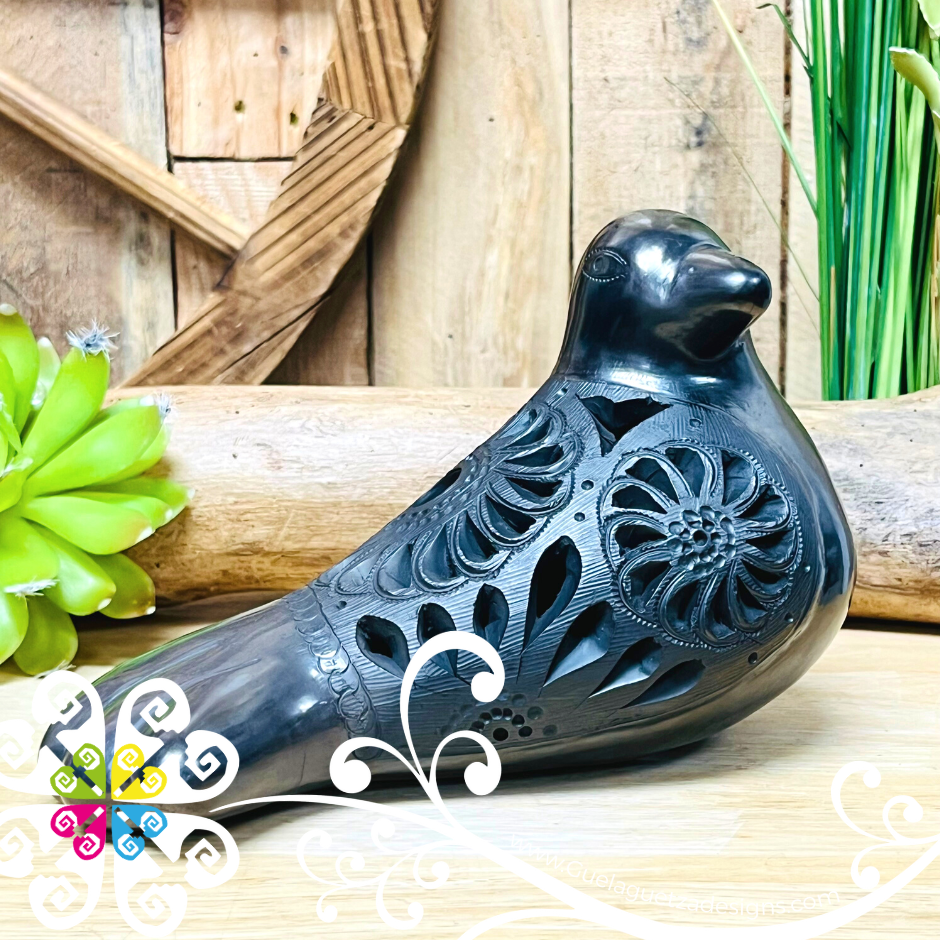 Medium Dove Black Clay Figure - Barro Negro Oaxaca