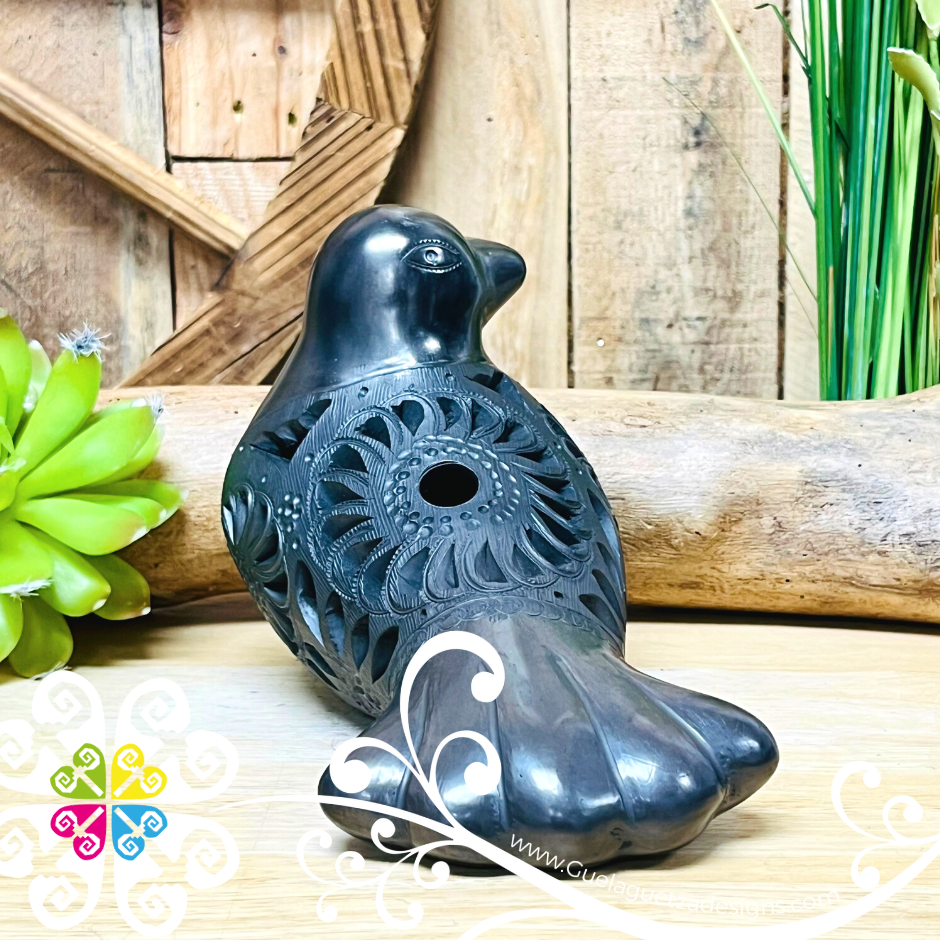 Medium Dove Black Clay Figure - Barro Negro Oaxaca