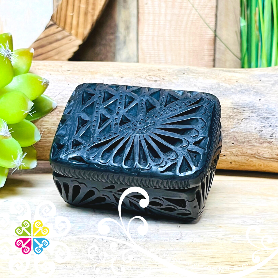 Medium Rectangle Jewelry Box - Barro Negro Oaxaca