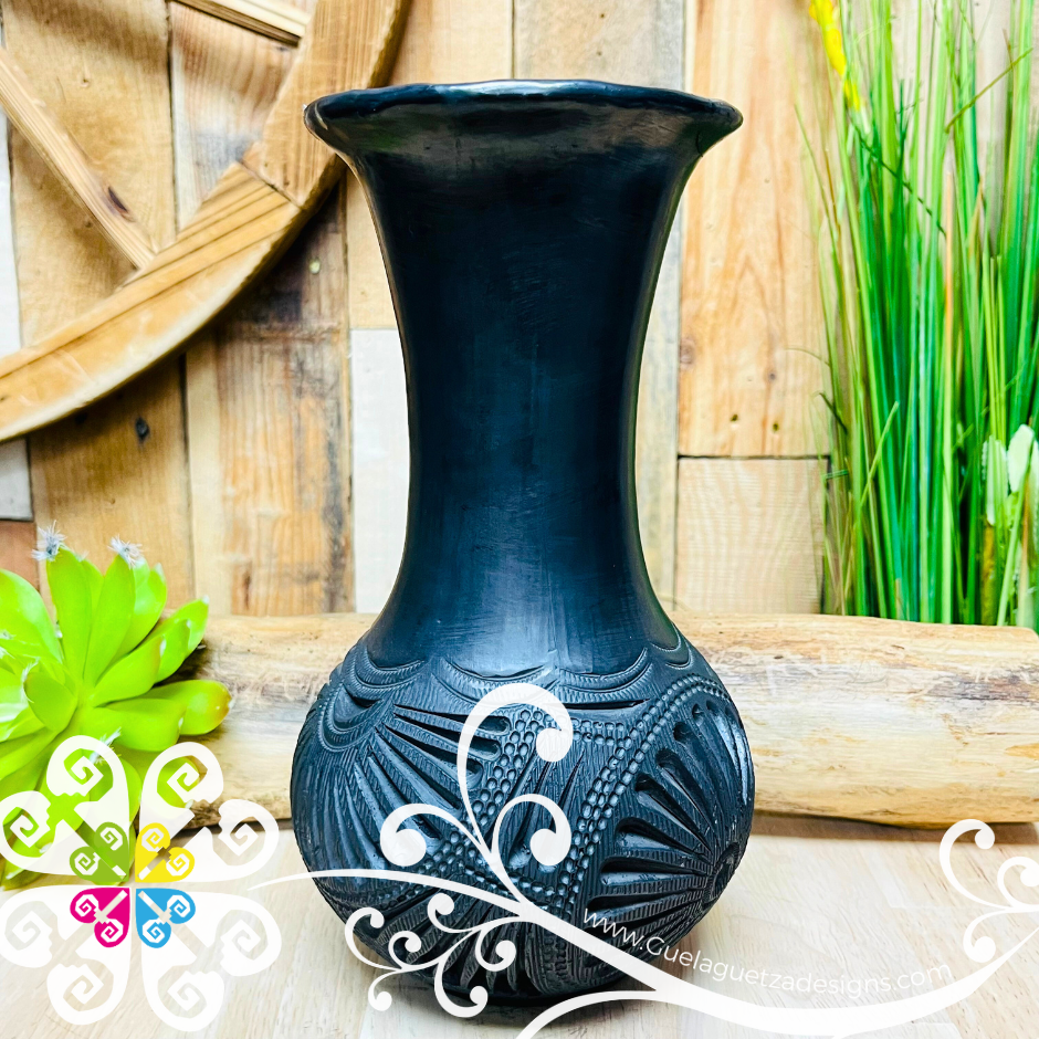 Medium Cartuchero Black Clay Vase - Barro Negro Oaxaca