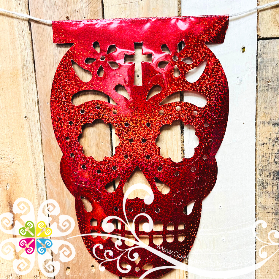 Medium Metallic Skull Design- Plastico Picado Banner