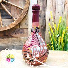 Feathers Garifa Tequilero - Tequila Clay Bottle