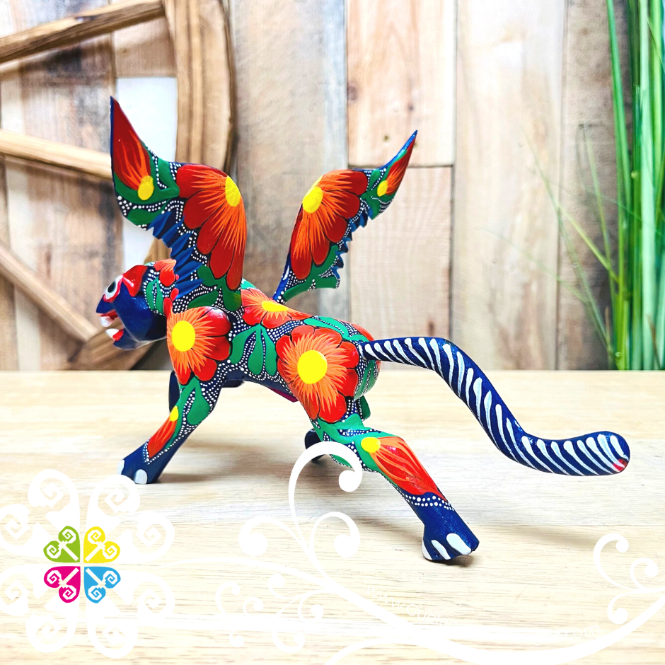 Medium Majestic Jaguar Alebrije - Handcarve Wood Decoration Figure