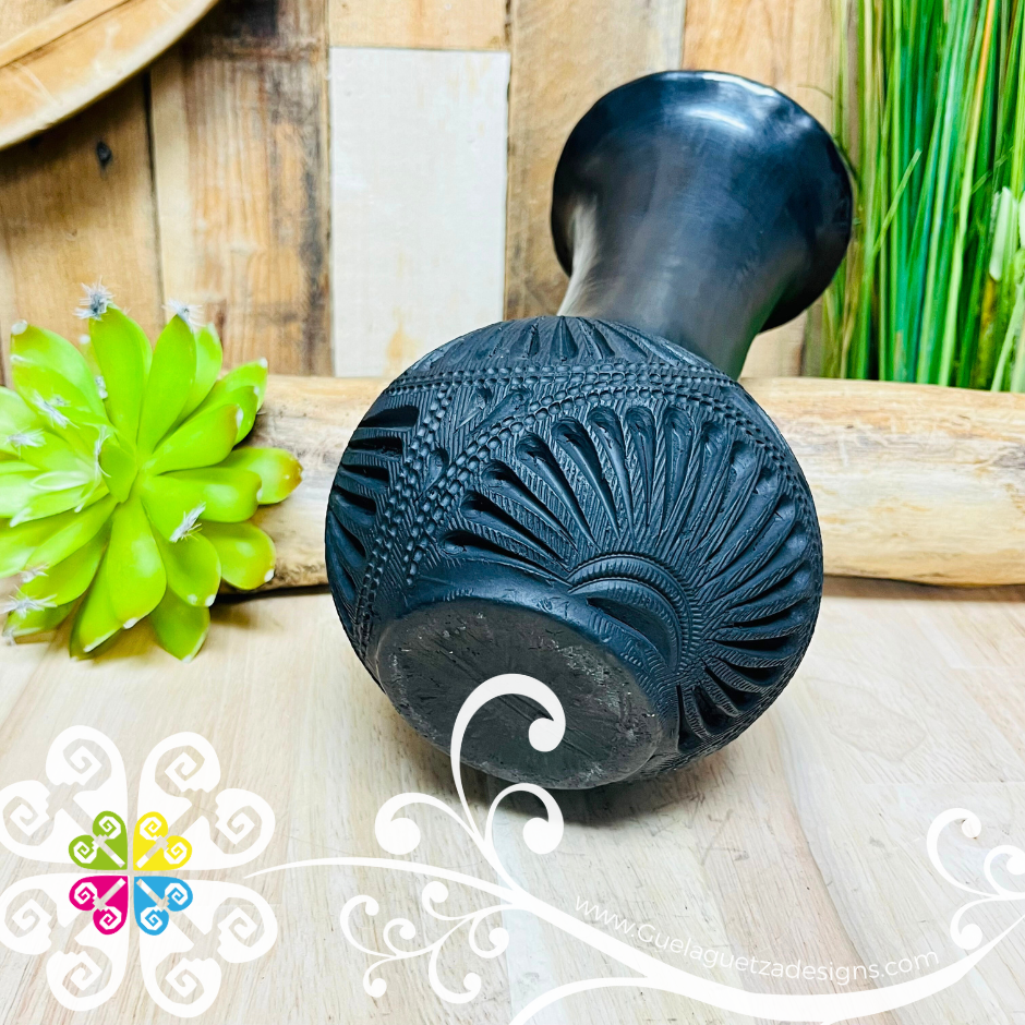 Medium Cartuchero Black Clay Vase - Barro Negro Oaxaca