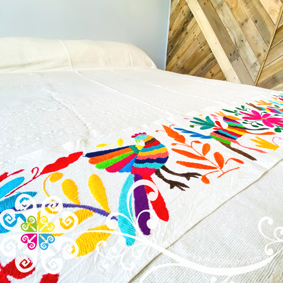 King Size - Pedal Loom Bed Cover with Otomi Runner