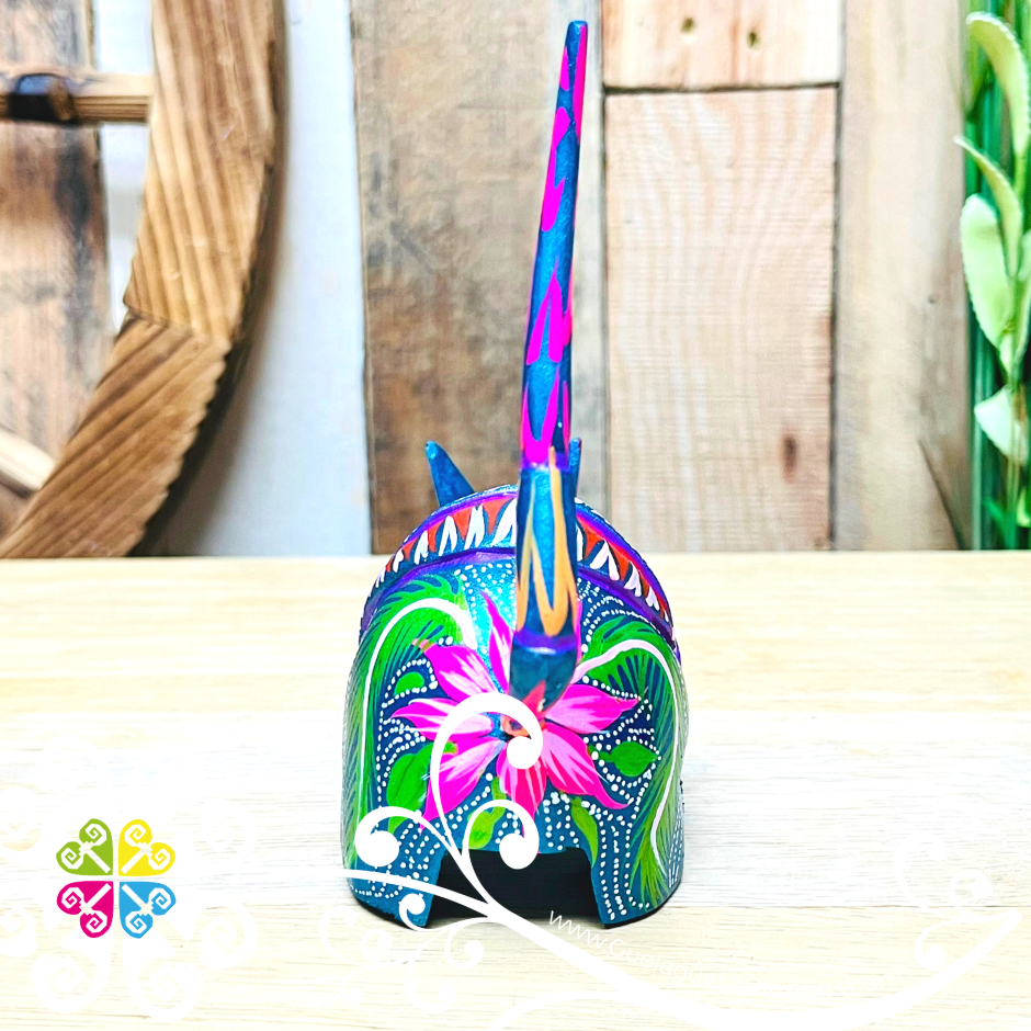 Medium Armadillo Alebrije - Handcarve Wood Decoration Figure