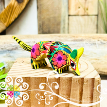 Mini Armadillo Alebrije Handcarve Wood Decoration Figure