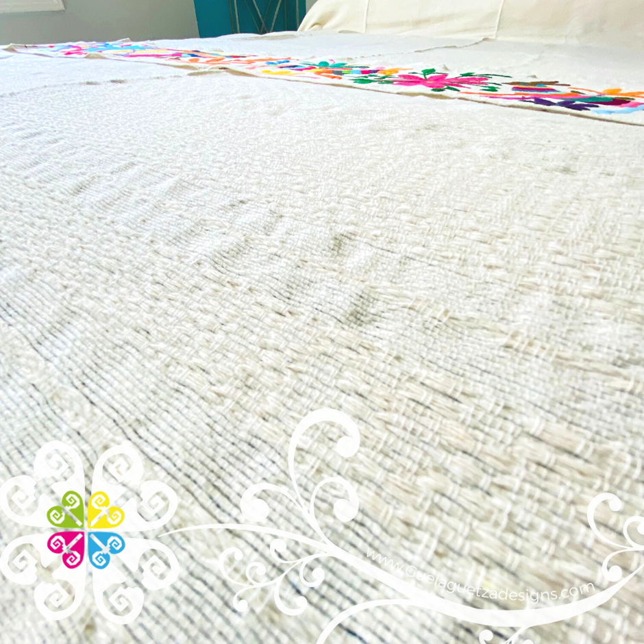 King Size - Pedal Loom Bed Cover with Otomi Runner