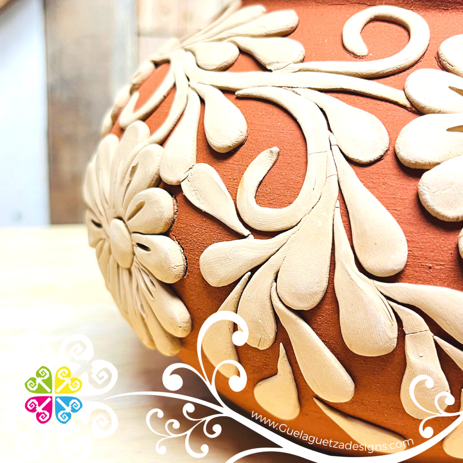 Medium Decorated Clay Ollita - Barro Bordado Oaxaca