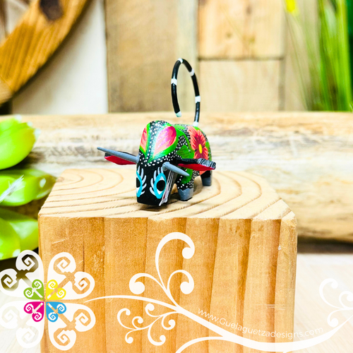 Mini Bull Alebrije Handcarve Wood Decoration Figure