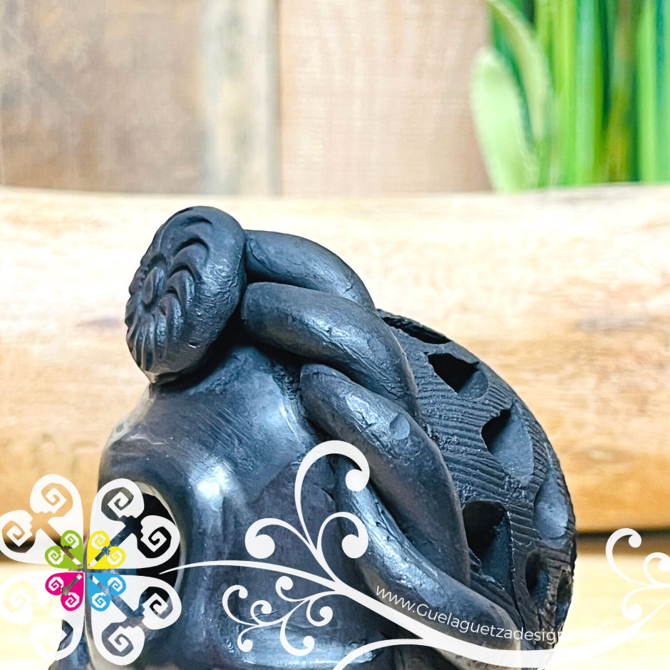 Mini Frida Black Clay Skull  - Barro Negro Oaxaca