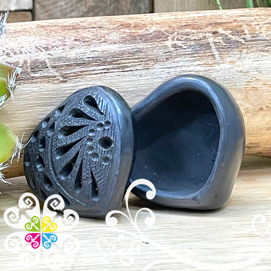 Mini Heart Jewelry Box - Barro Negro Oaxaca