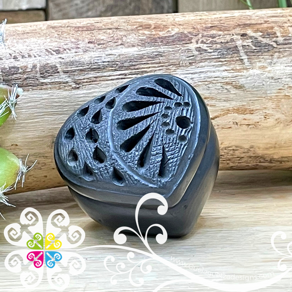 Mini Heart Jewelry Box - Barro Negro Oaxaca