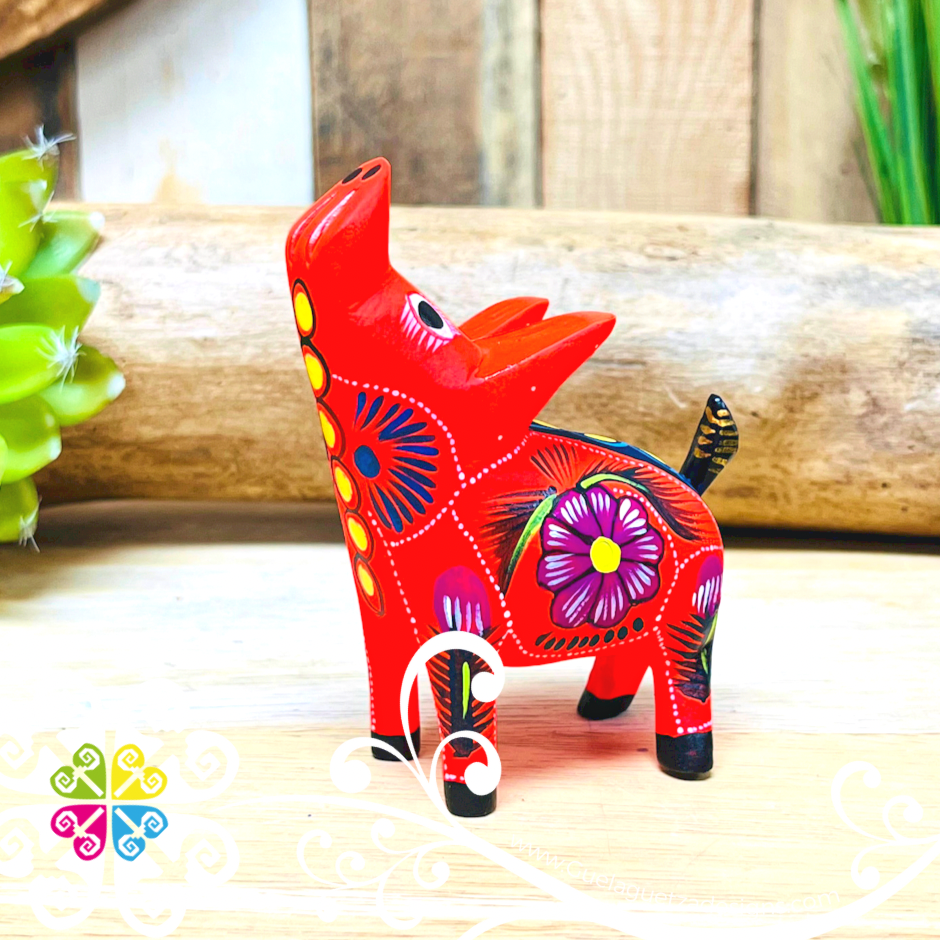 Small Piggy Alebrije - Handcarve Wood Decoration Figure