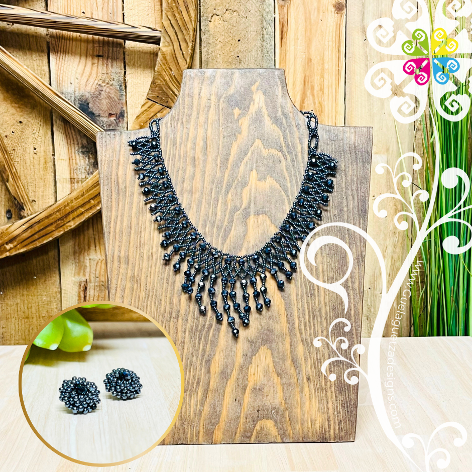 Beaded Corona Necklace Set