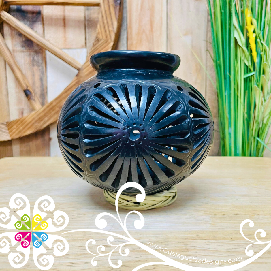 Medium Calado Cantarito Black Clay Vase - Barro Negro Oaxaca