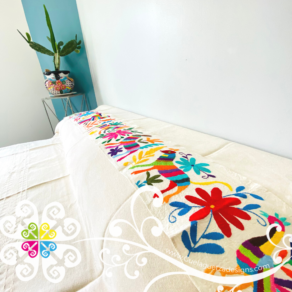 King Size - Pedal Loom Bed Cover with Otomi Runner