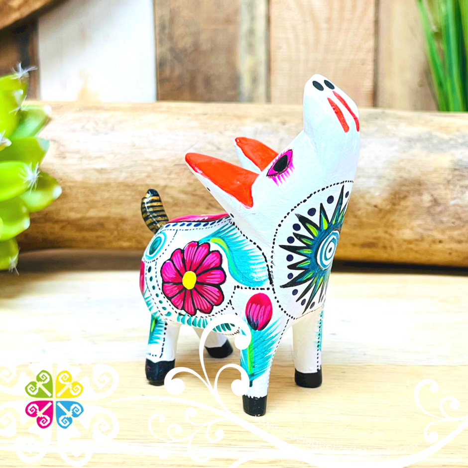 Small Piggy Alebrije - Handcarve Wood Decoration Figure