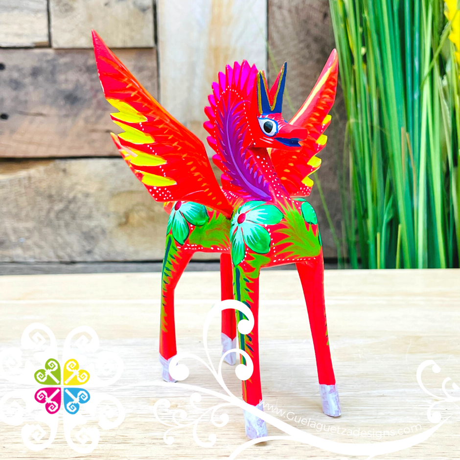 Medium Pegasus Alebrije- Handcarve Wood Decoration Figure