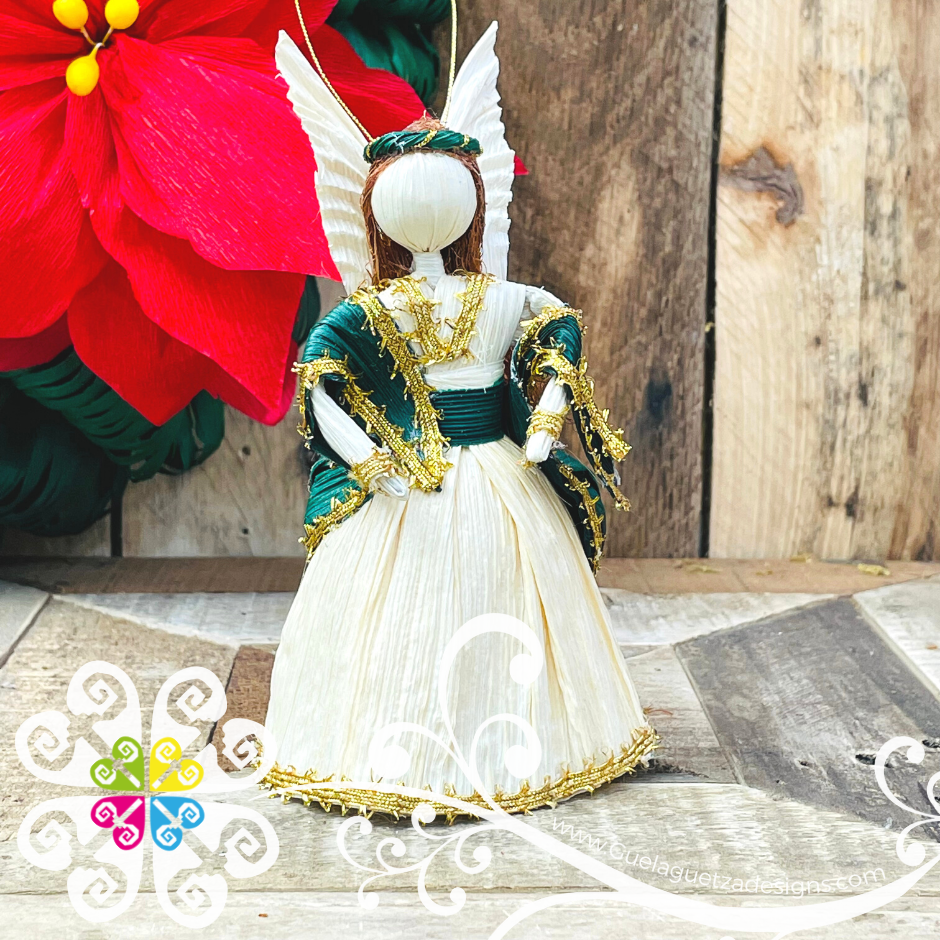 Small Angel Corn Husk Decor