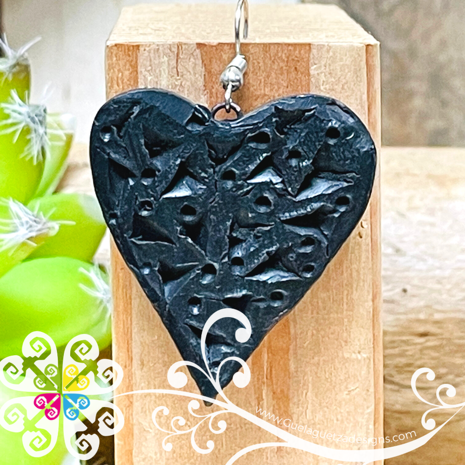 Corazoncito - Black Clay Earrings