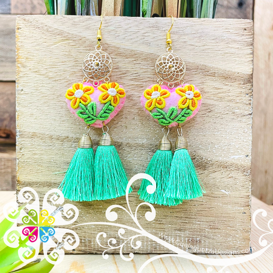 Dreamcatcher Hearth with Tassel Earrings