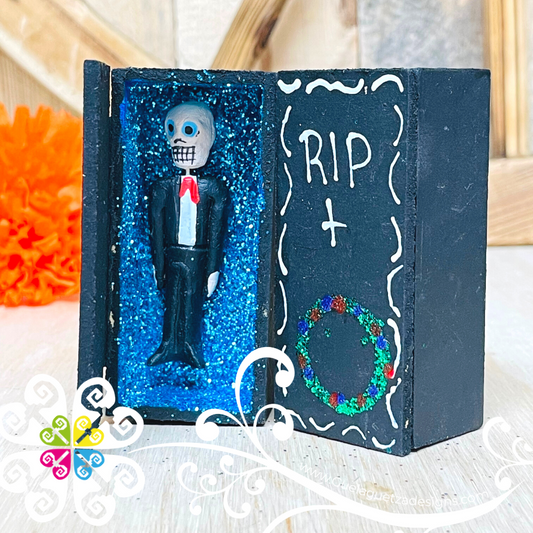 Catrin Calaverita - Day of the Dead Dead Decor