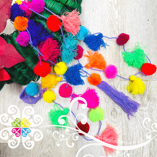 Pom Pom Garland - Christmas decor