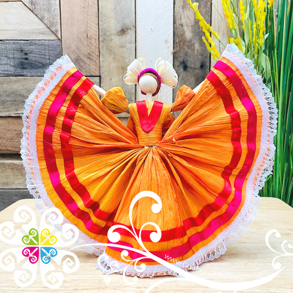 Medium Corn Husk Doll - Wide Skirt