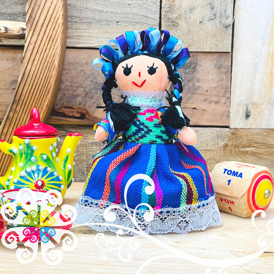 Extra Mini Mexican Otomi Doll - Sencilla