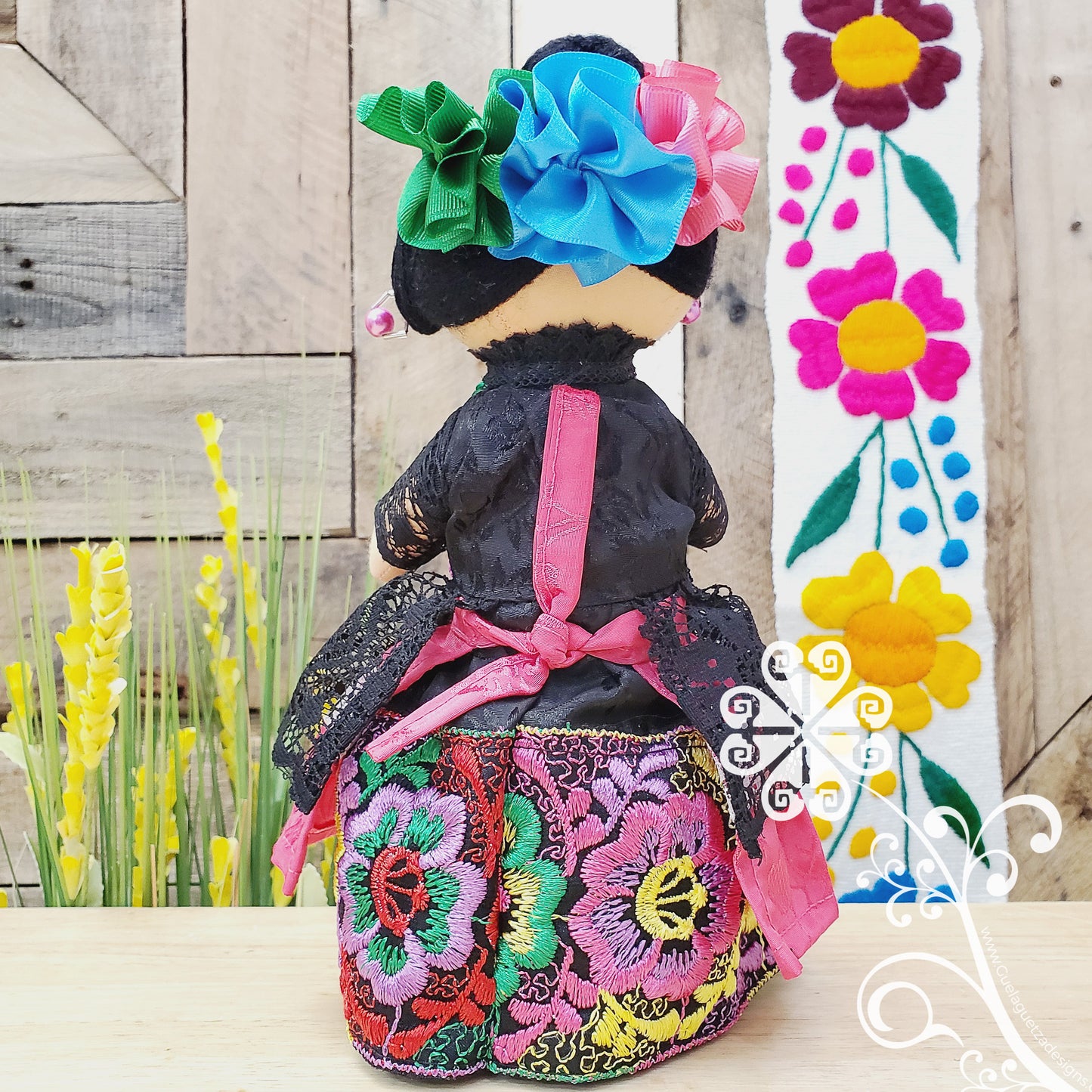 Frida Mexican Otomi Doll - Fina