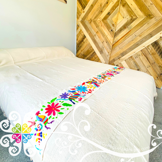 Queen Size - Pedal Loom Bed Cover with Otomi Runner