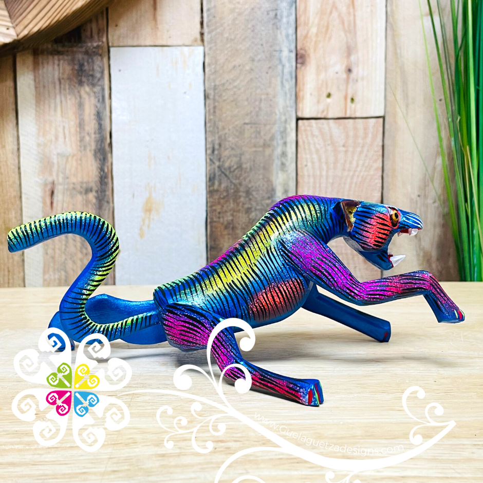 Small Jaguar Alebrije - Handcarve Wood Decoration Figure