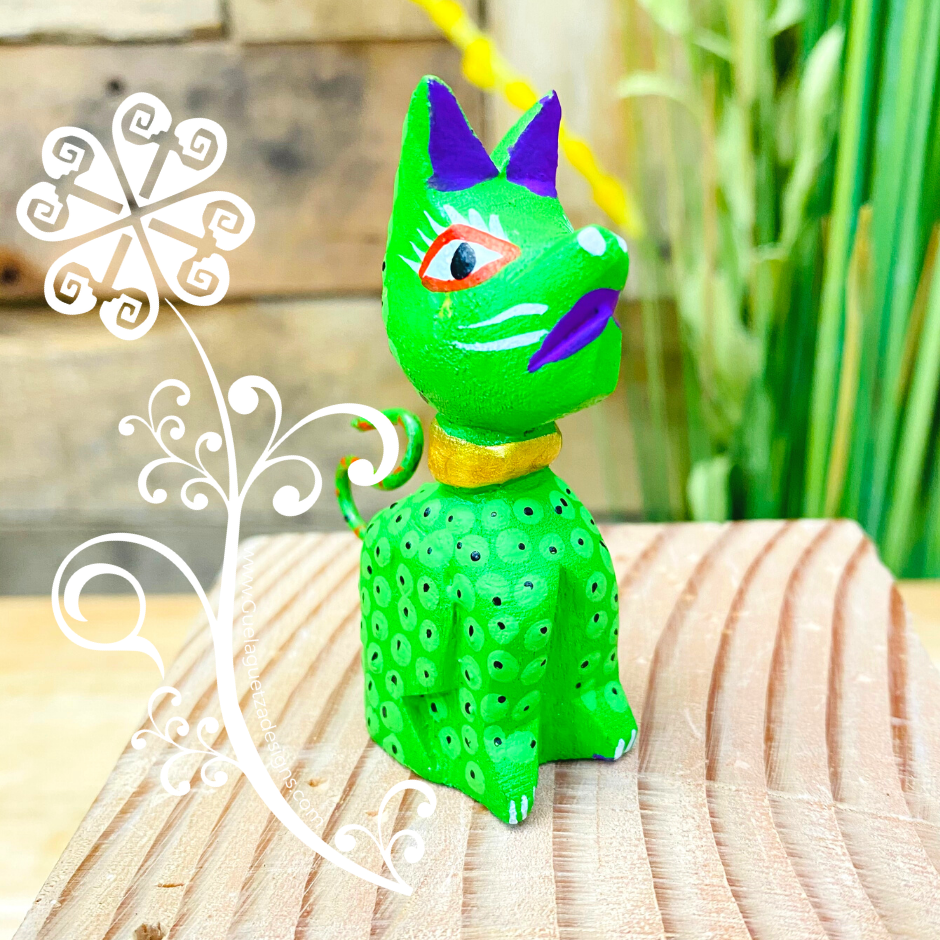 Mini Persa Cat Alebrije Handcarve Wood Decoration Figure