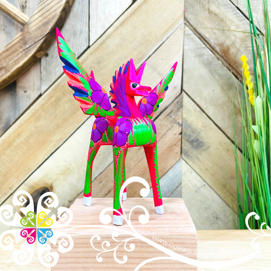 Medium Pegasus Alebrije- Handcarve Wood Decoration Figure