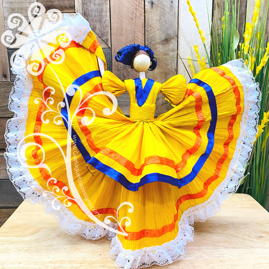 Large Corn Husk Doll - Wide Skirt