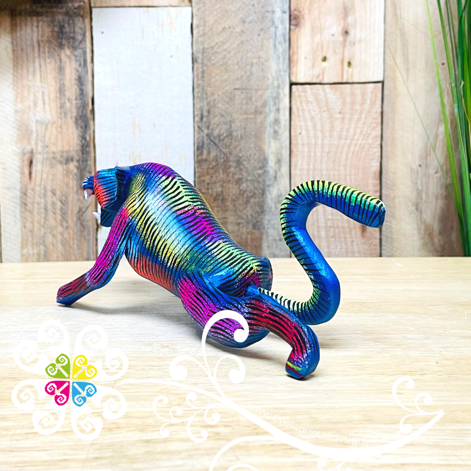 Small Jaguar Alebrije - Handcarve Wood Decoration Figure