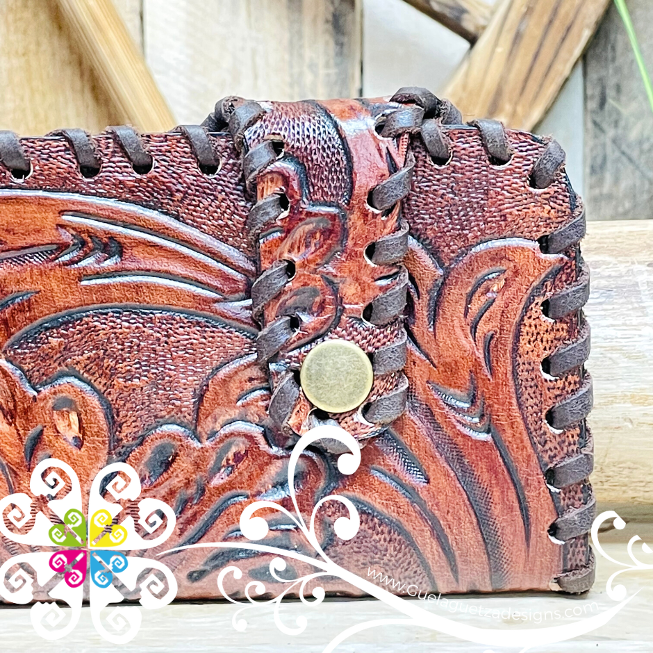 Floral Stamping Cartera Troquelada - Leather Wallet