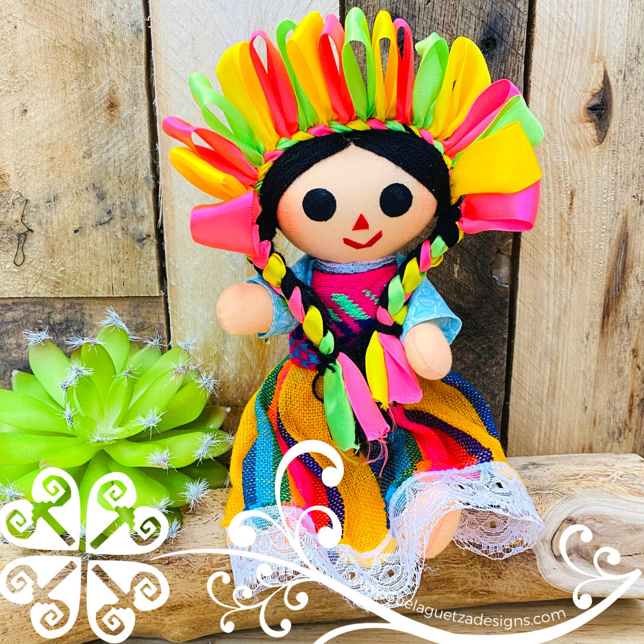 Small Mexican Otomi Doll - Sencilla