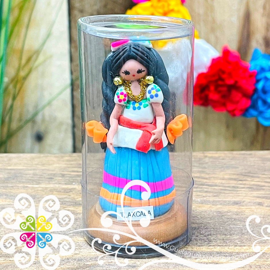 29- Tlaxcala Little Doll Figurine - Fondant Doll