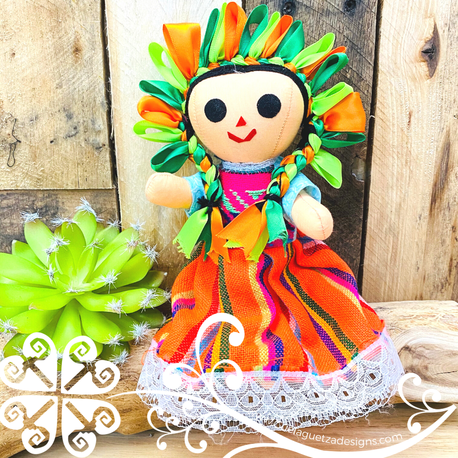 Small Mexican Otomi Doll - Sencilla