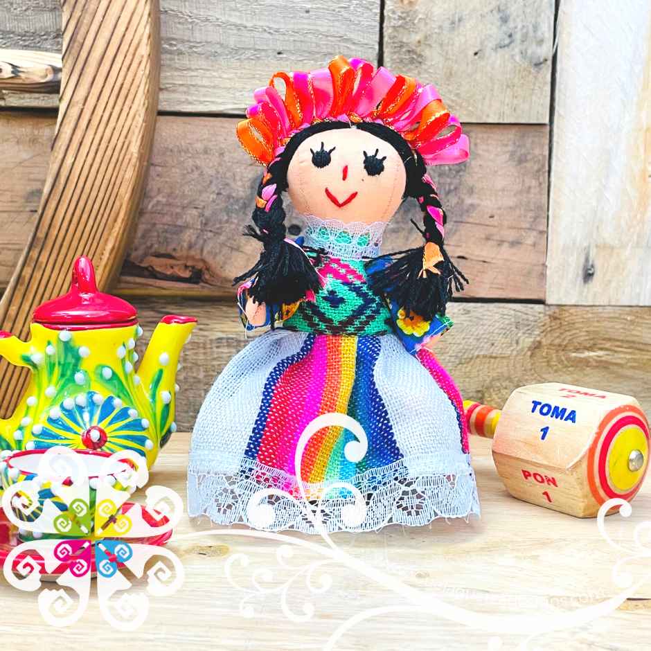 Extra Mini Mexican Otomi Doll - Sencilla