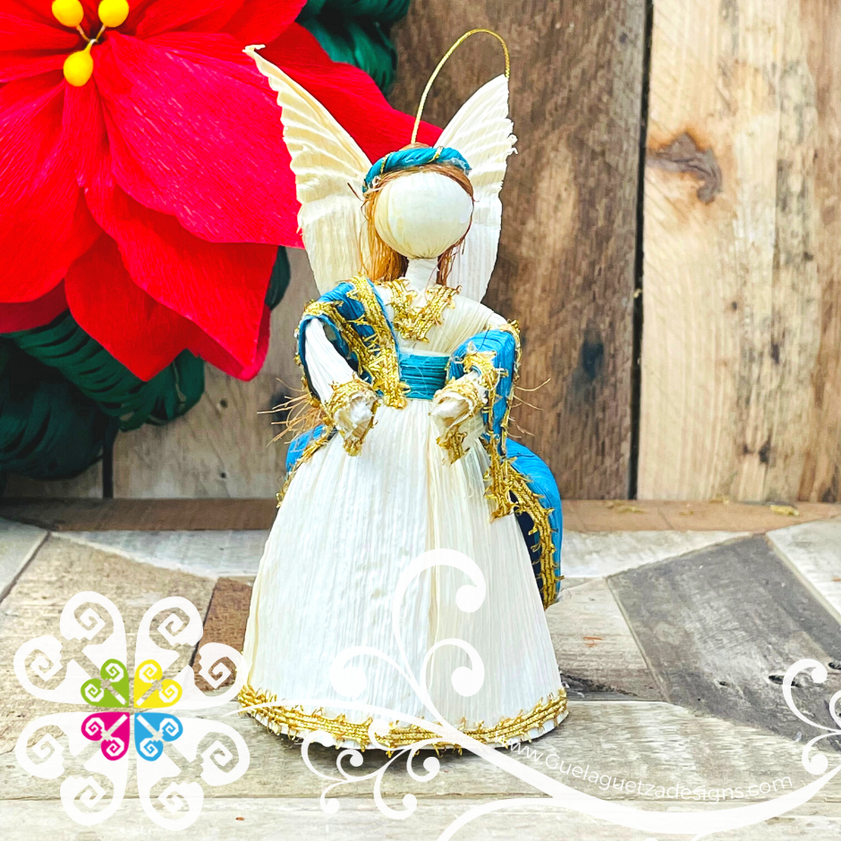 Small Angel Corn Husk Decor