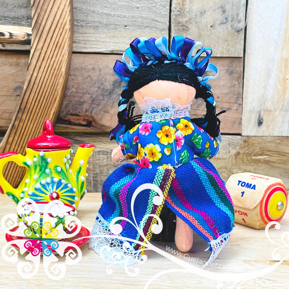 Extra Mini Mexican Otomi Doll - Sencilla