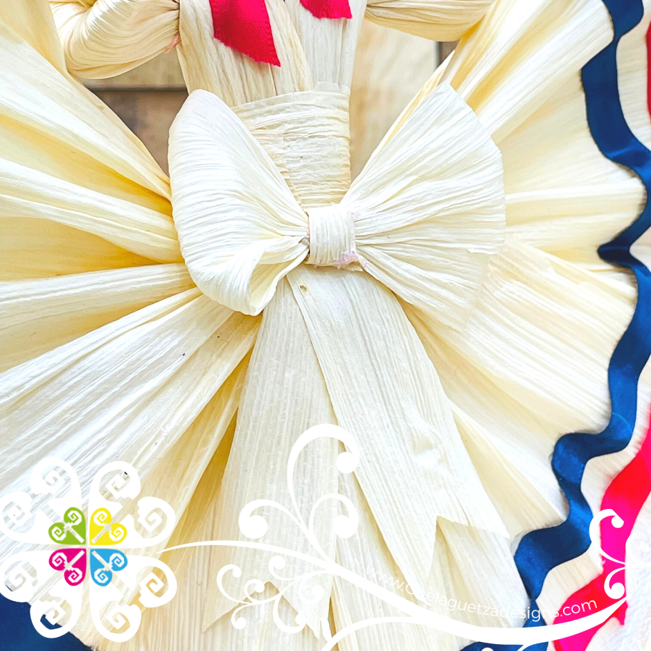 Medium Corn Husk Doll - Wide Skirt