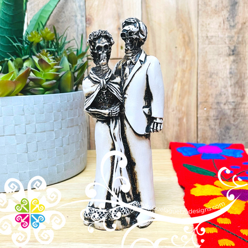 Small Frida y Diego - Day of the Dead Decoration Statue